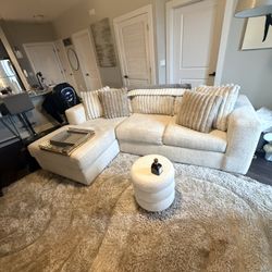 Sectional Sofa Like New 🩷