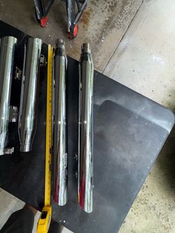 Pair of matching Vintage Harley Davidson motorcycle mufflers Fromcycle shack MHD-291 chrome 3”   Don’t know a lot about these bought them out of Estat