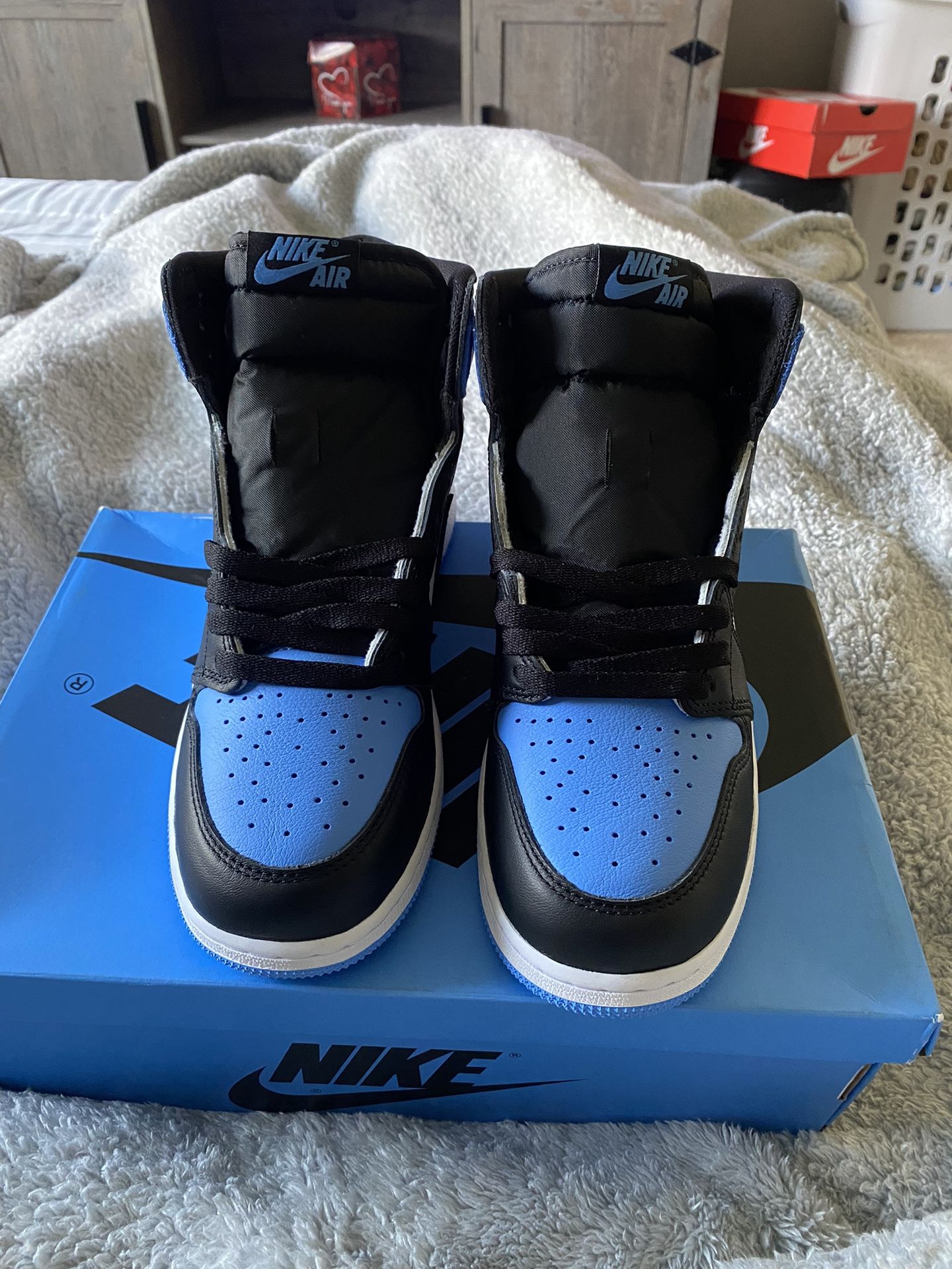 Air Jordan 1 Retro High OG GS 'Unc Toe' Air Jordan 1 Retro High OG GS 'Unc Toe'
