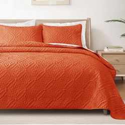 Akkialla King Quilt Bedding 3 Piece Set