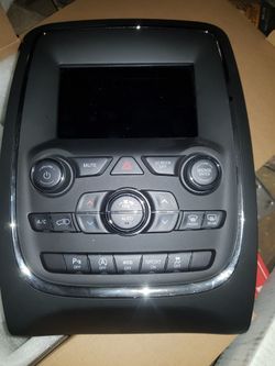 20/20 Dodge Durango Touch Screen Radio / Bezel