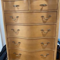 ***SIX DRAWER DRESSER CHEST***