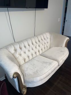Vintage French Provincial Style Tufted Loveseat – Cream & Gold