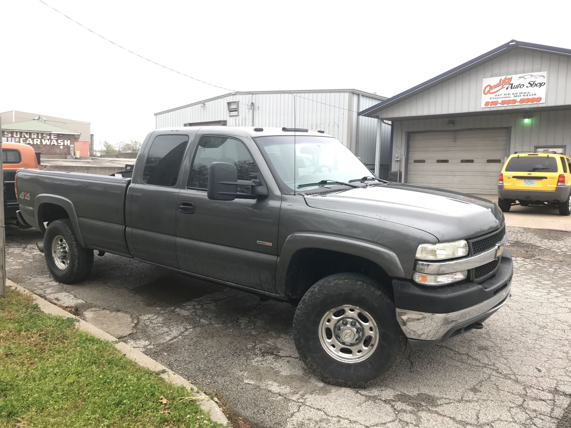 2001 Chevrolet Silverado 2500 HD for Sale in Kansas City, MO OfferUp