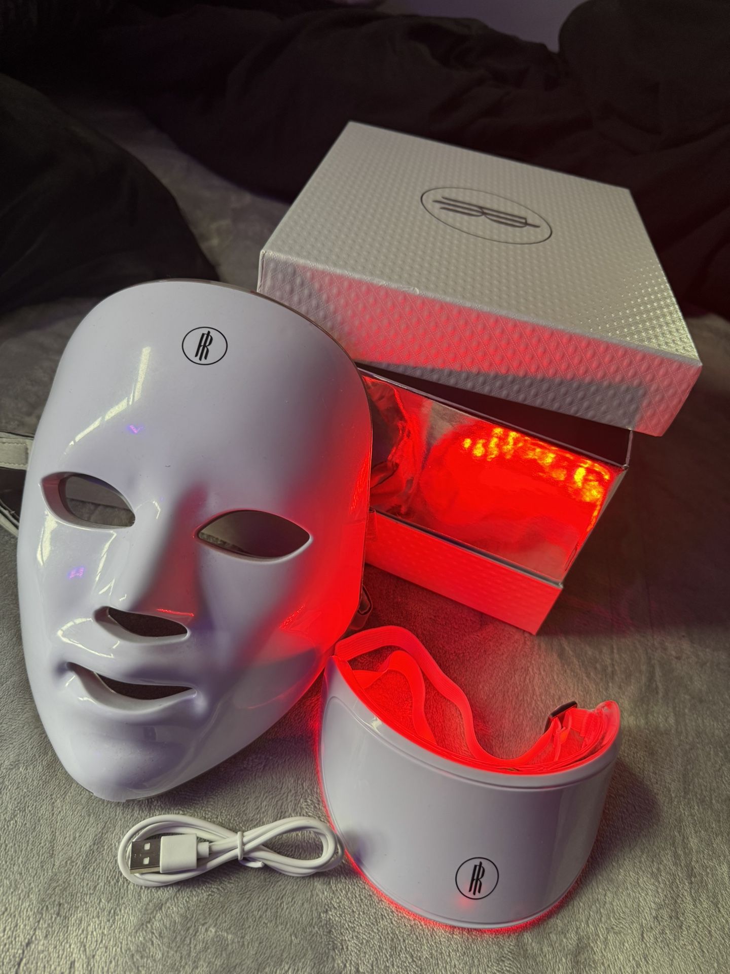 LED face and neck kit