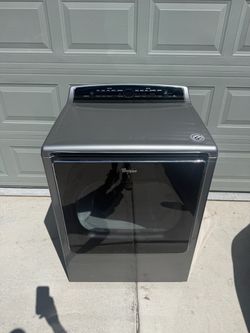 Whirlpool XL Dryer ( Delivery Included)
