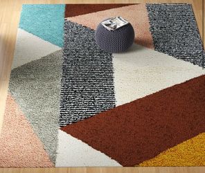 Good Geometric patterned rug