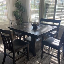 Breakfast Table Set With Bench 
