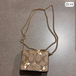Coach Mini Wallet On A Chain Crossbody In Signature Canvas With Bee Print