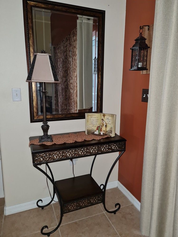 Console Table With Mirror And Lamp
