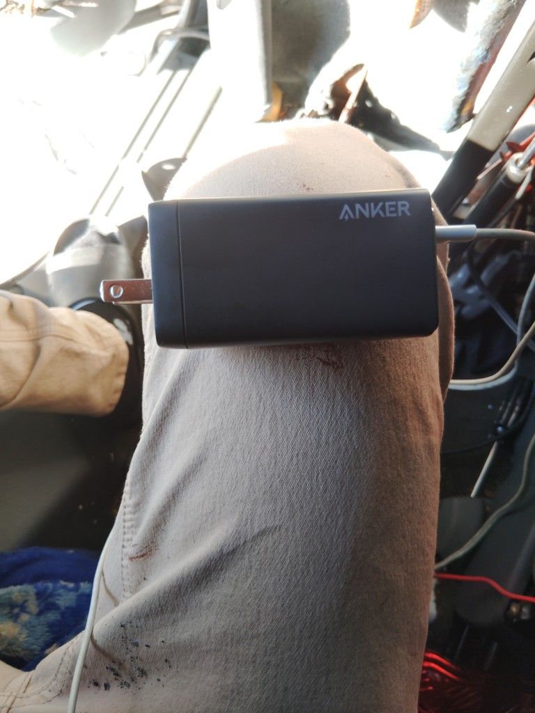 Anker Super Fast Charging Box