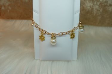 Gold Flower Pearl Charm Bracelet