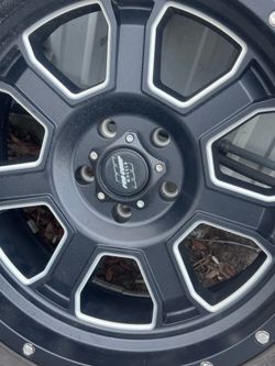 MATTE BLACK PRO COMP RIM WITH TIRE