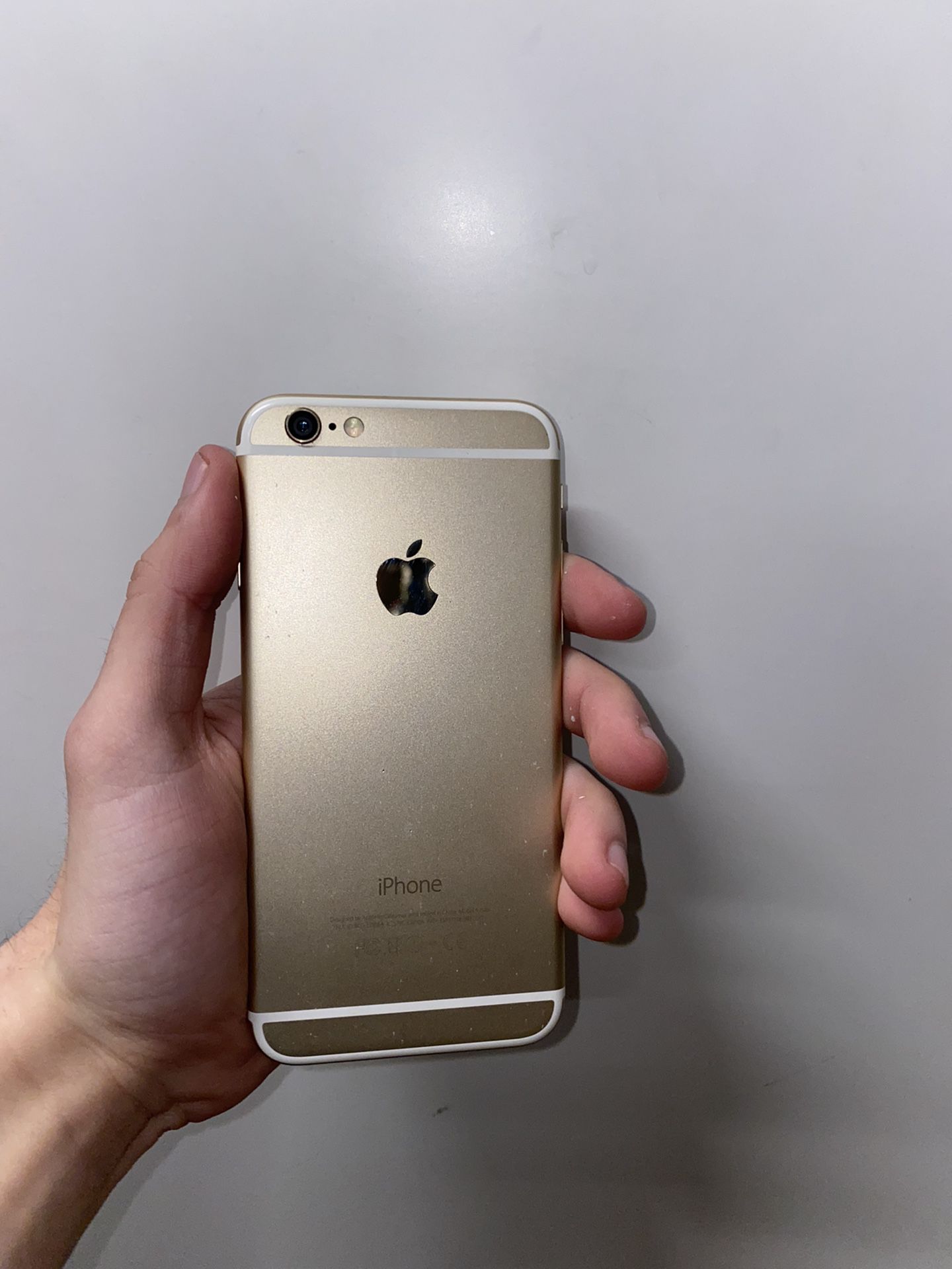 Apple iPhone 6 16 GB Unlocked