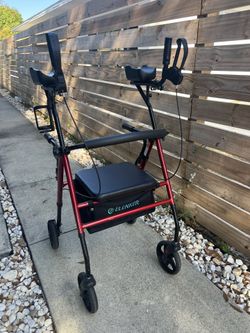 Stand Up Walker /Arm support