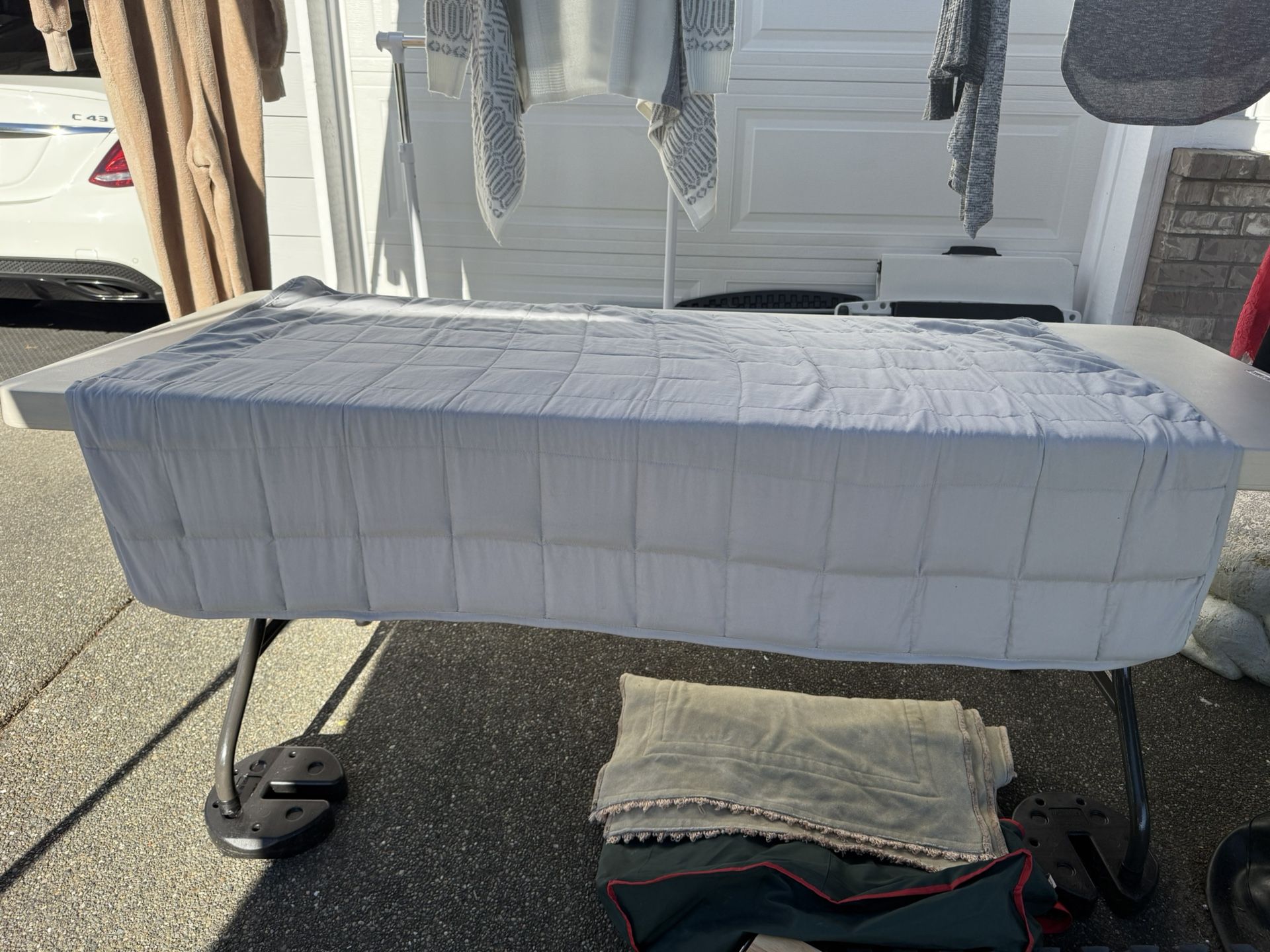 Weighted Gray Blanket