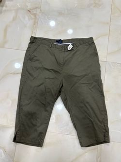 Westbound Woman’s Capris Size 20W