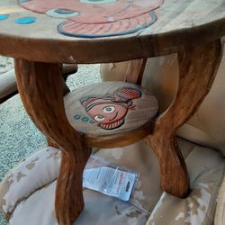 Finding Nemo Round End Table