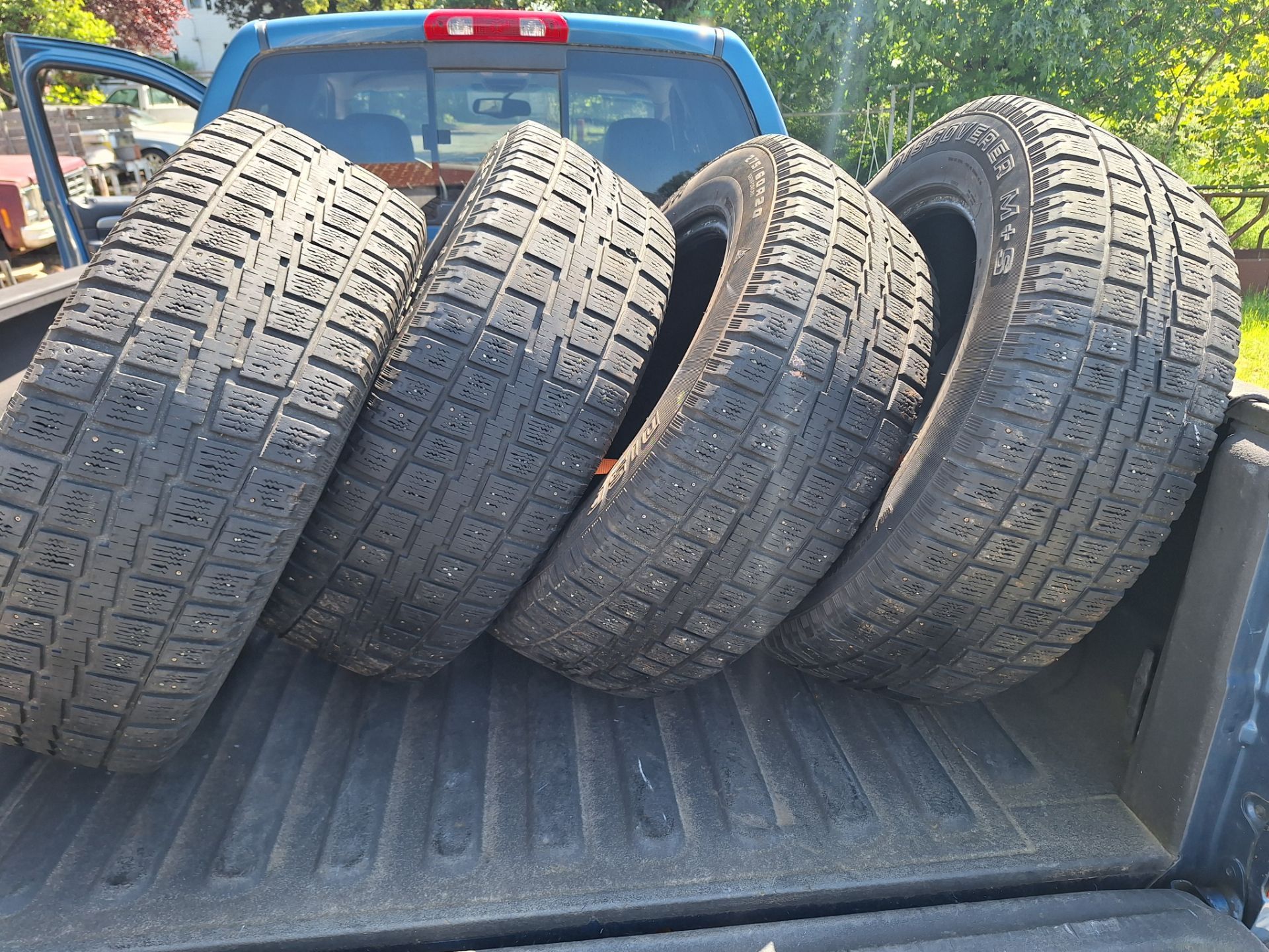 4 tires 275/60r20