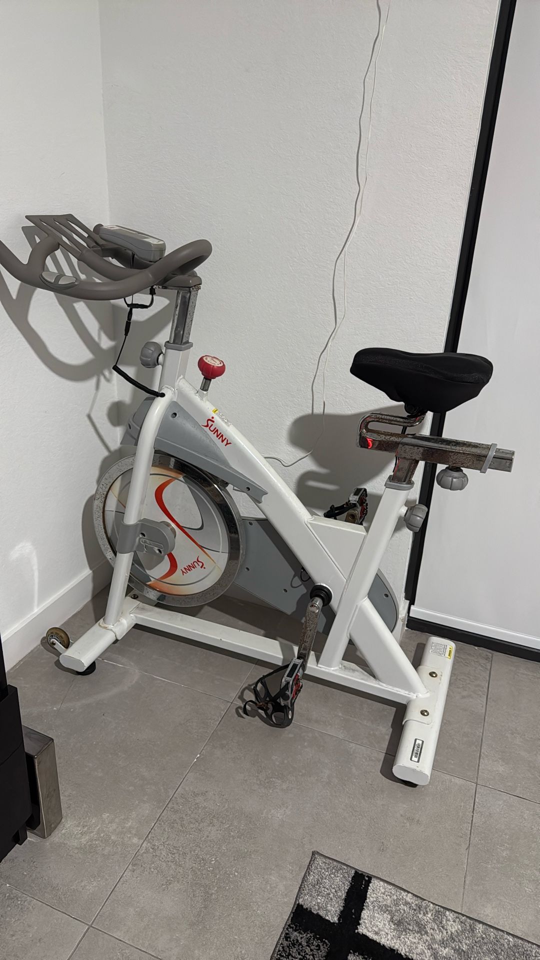Sunny Spinning Bike