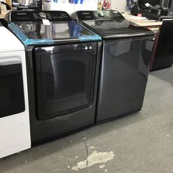 New Scratch And Dent Samsung Washer And Dryer Set. 1 year Warranty 