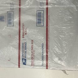 Medium-sized shipping boxes