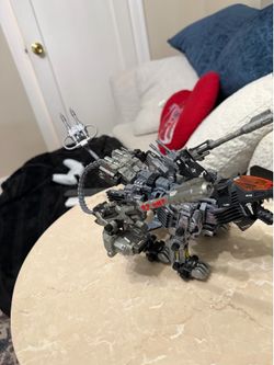 Saber tooth zoid