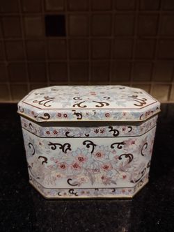 Vintage Tin Trinket Box