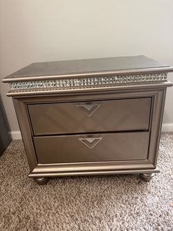 Night stand