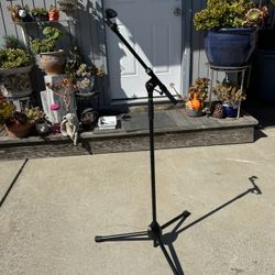 K&M Professional Telescoping Boom Microphone Stand Made In Germany (Like New)