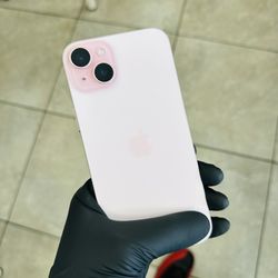 iPhone 15 Plus