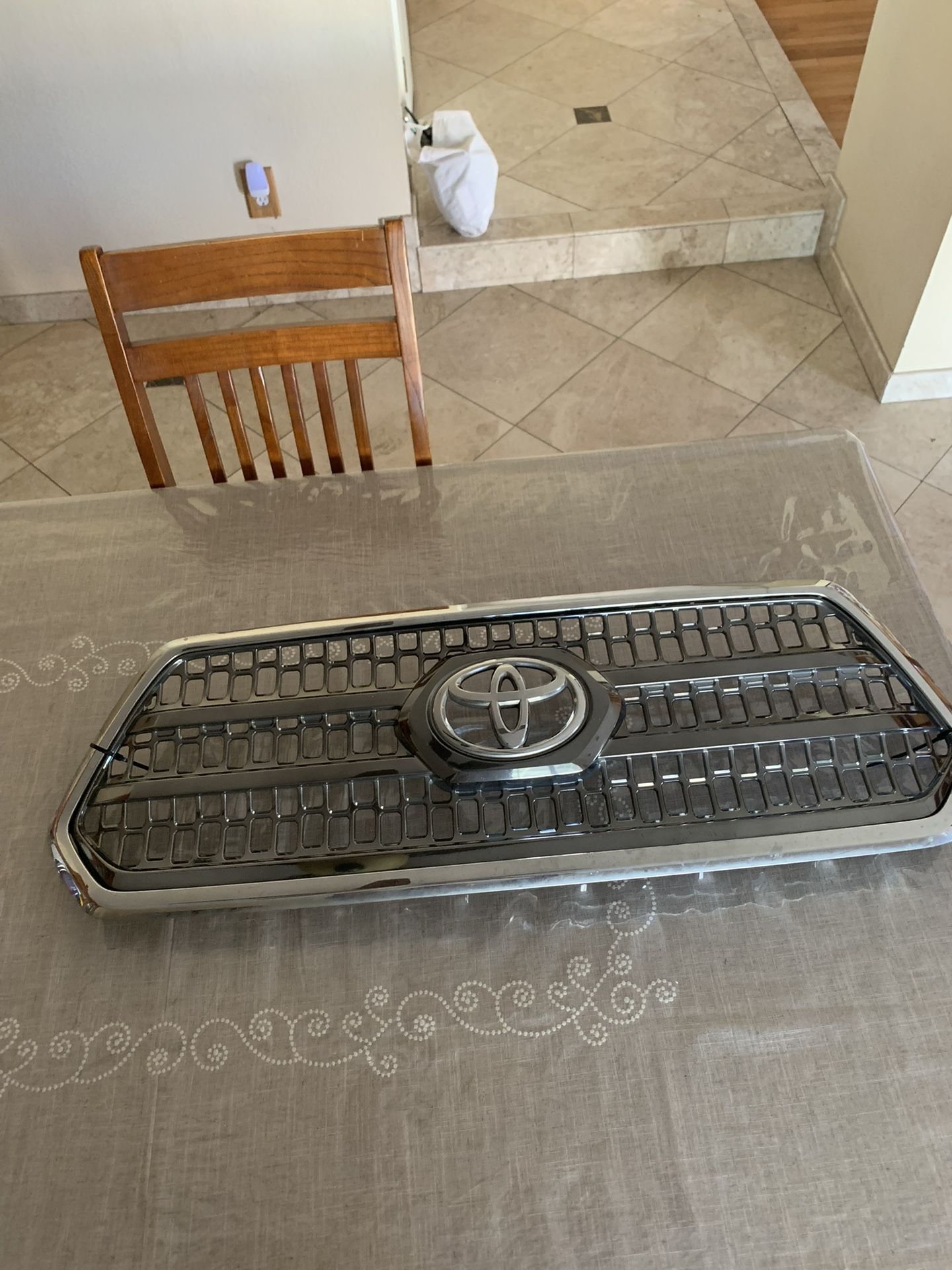 2018. Toyota Tacoma. Grille. Parts