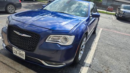 Vendo mi Chrysler (contact info removed) Touring L motor 3.6 litros v6