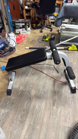 Adjustable Sit-Up Ab Bench