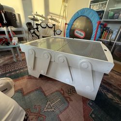 Lego Table