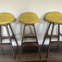 Verdugo 29” Wooden Barstools 