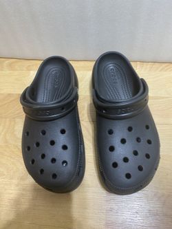 Crocs Size Women 9