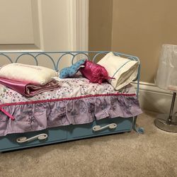 New In Box 18” Doll Trundle Day Bed American Girl Doll