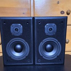 Lancer Bookshelf Speakers Made In USA