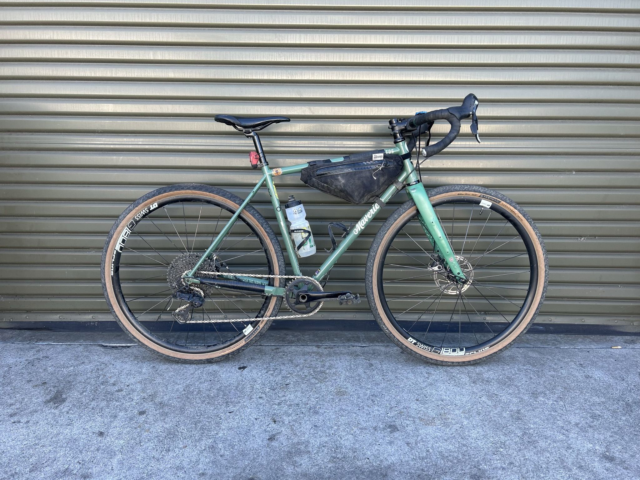 2022 Maverick Santos Size 54/M