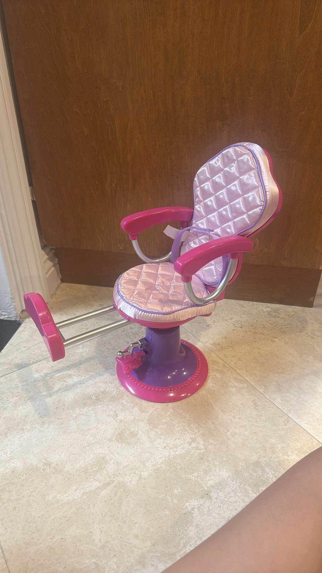 hair dresser doll chair