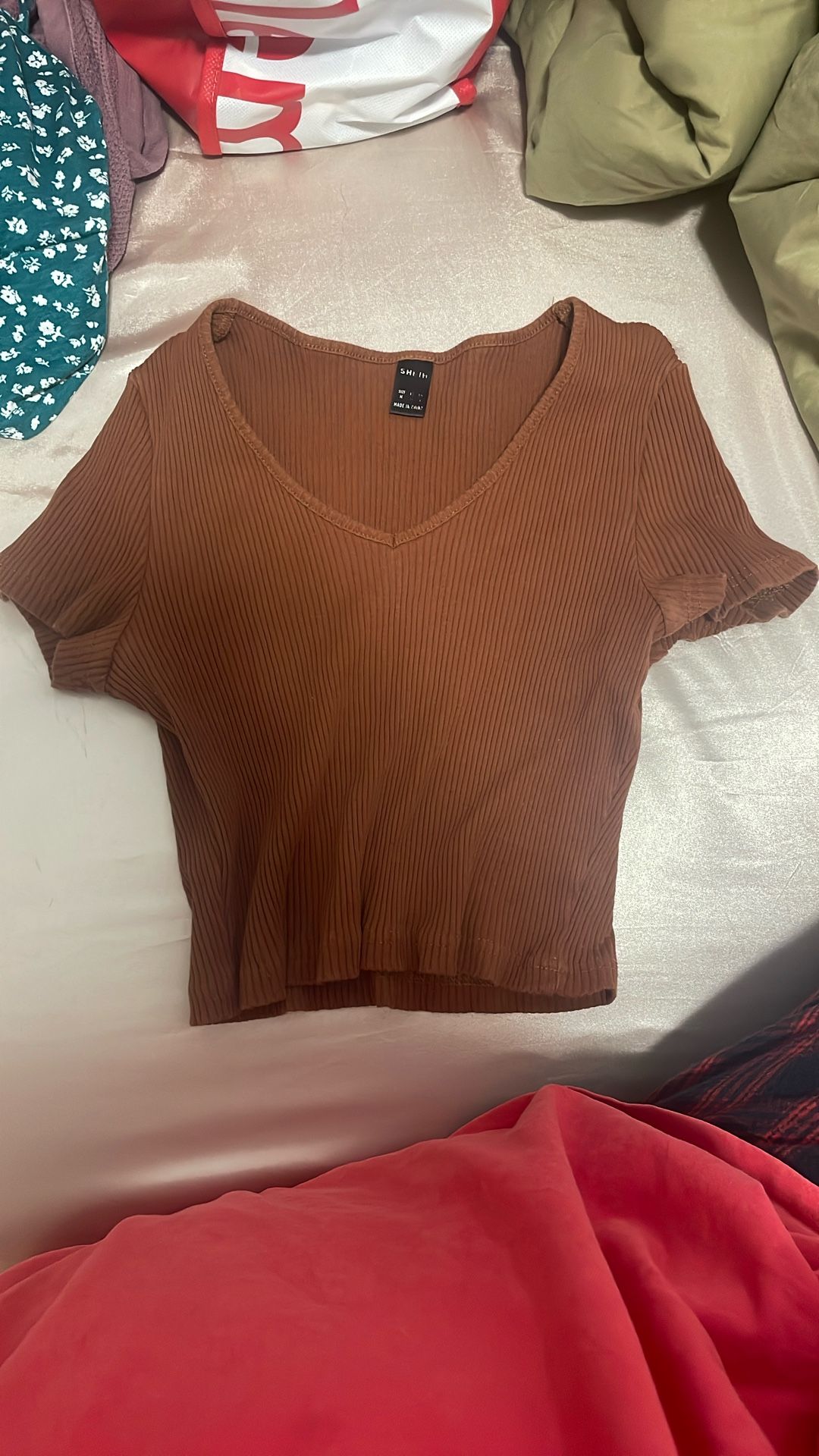 brown fitted top