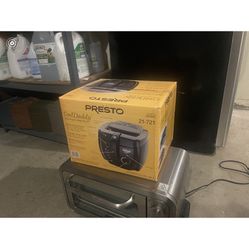 Deep Fryer  New  $ 30