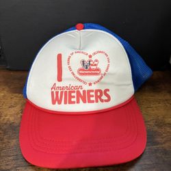 Wienerschnitzel Hat 