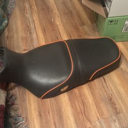 Motorcycle seat 