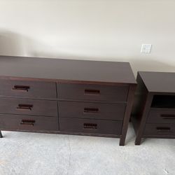 Bedroom Furniture & Mirrors