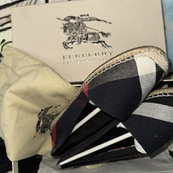 Burberry Espadrilles 