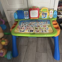V Tech Explore And Write Activity Desk 