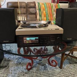Hitachi HT-2OS Vintage Japan Hifi Turntable Stereo Receiver ONKYO TX-860 Pioneer S-H152B-K speakers