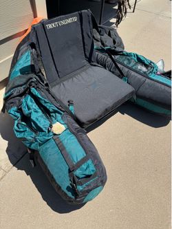 Personal Float tube with flippers